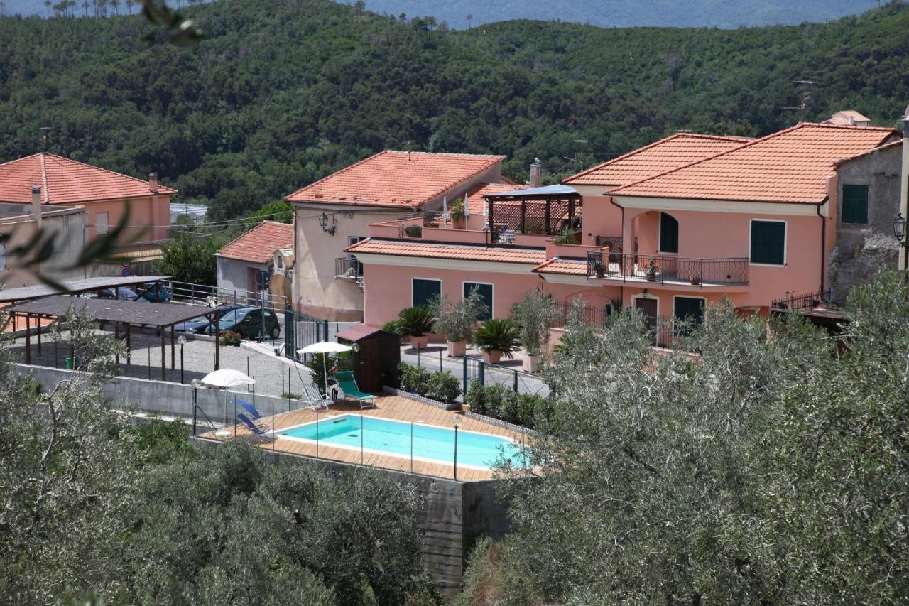 Gli Angeli Agriturismo Villa Cisano sul Neva Bagian luar foto